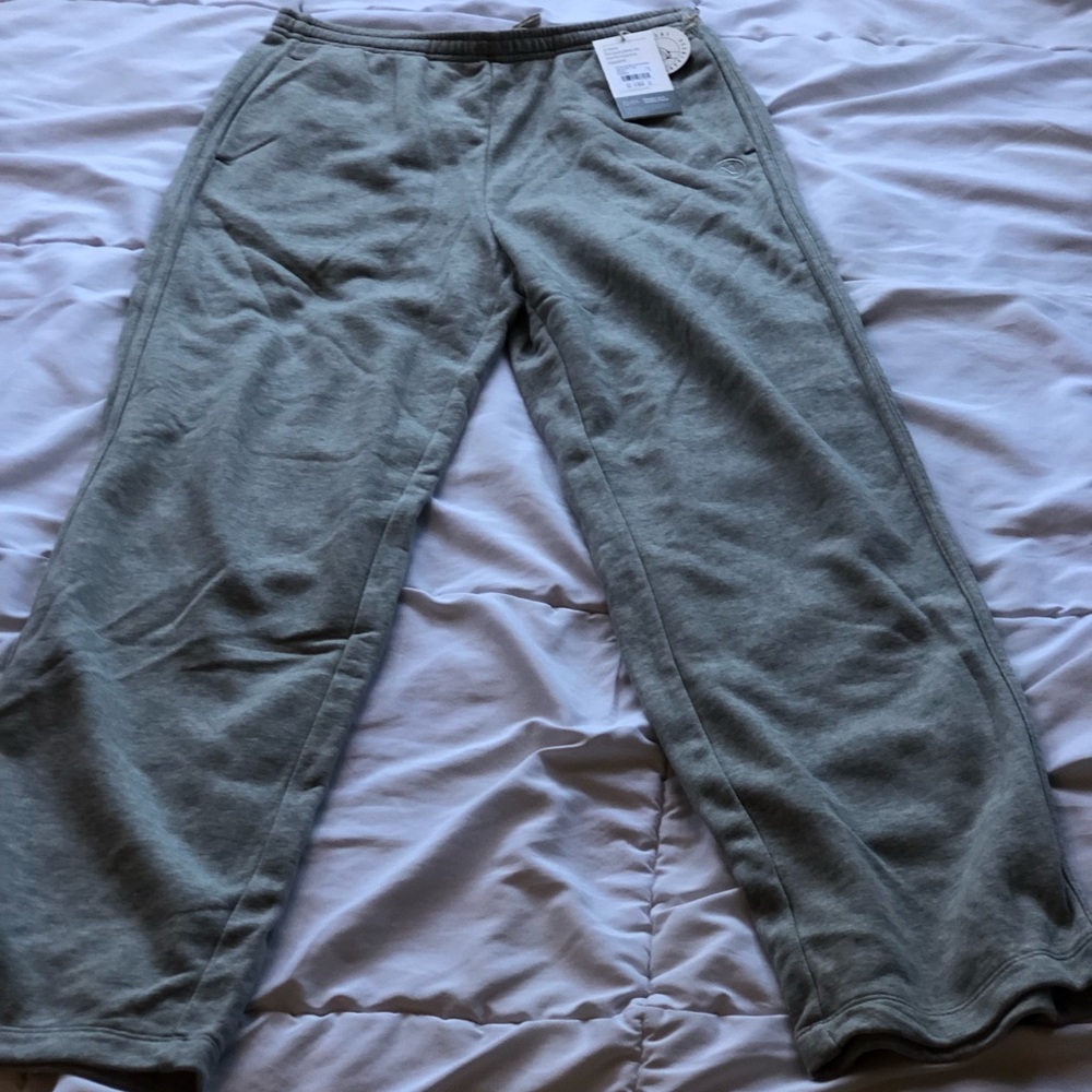 Vuori Light Heather Grey Straight Leg Sweatpant